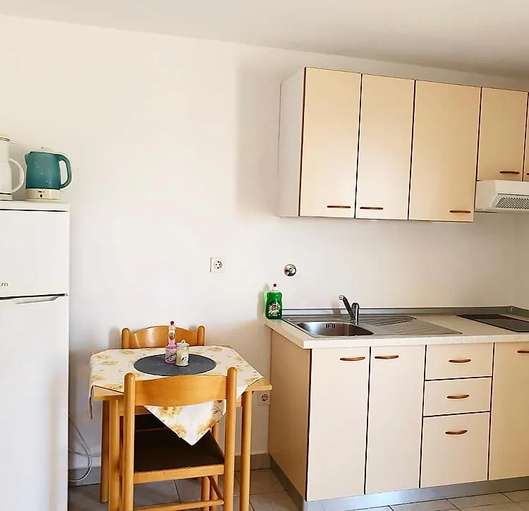 Guesthouse Pejo بوريتش بيت ضيافة