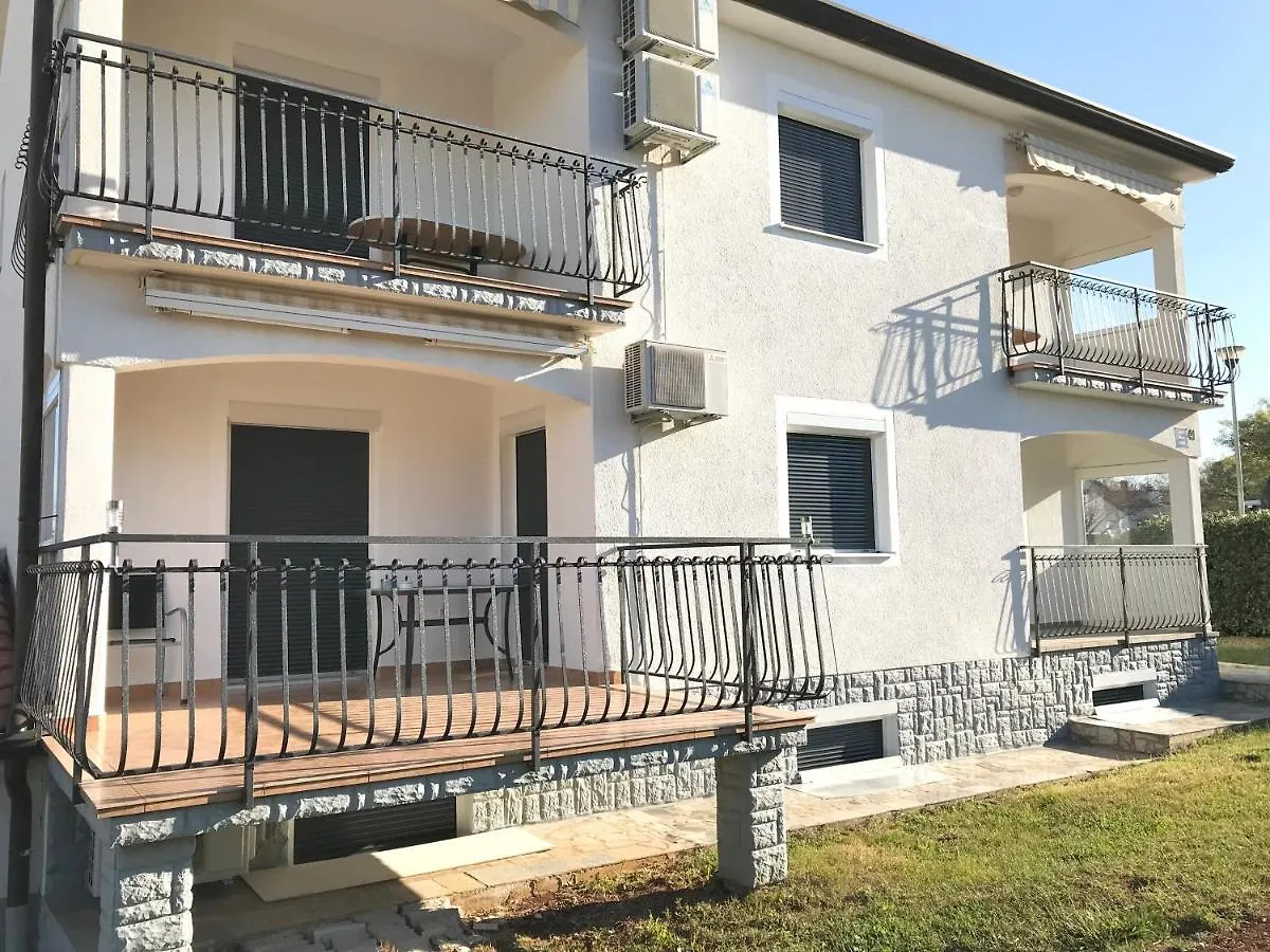 بيت ضيافة Guesthouse Pejo بوريتش